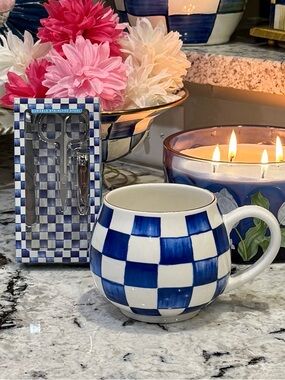 Royal Check Mug and Manicure Gift Set